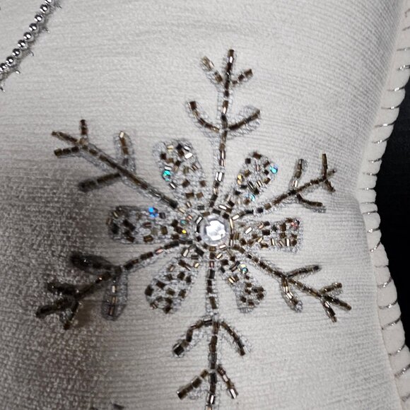 Cynthia Rowley Silver Beaded Snowflakes White Let it Snow Holiday Large Pillow - Picture 12 of 16